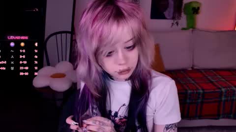 Lolly online show from November 21, 2025, 9:30 am