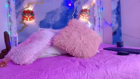 Lorrayne online show from December 5, 2025, 12:14 pm