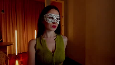 Snapshot of _lovely_lady chatting on January 3, 2025, 7:39 pm Alice online show from January 3, 2025, 7:39 pm