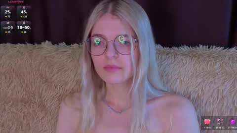 Monica online show from November 12, 2025, 7:24 pm