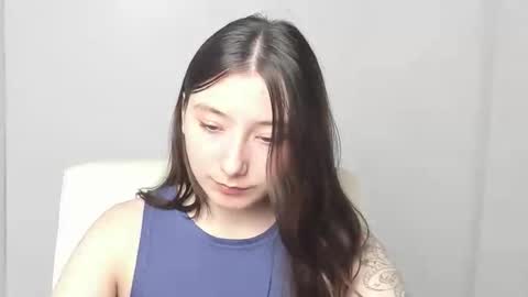 Luna online show from November 13, 2025, 12:15 pm