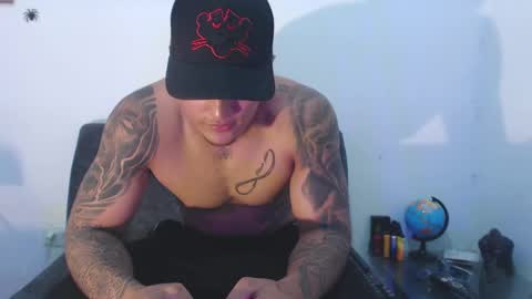 Snapshot of _luxury_23 chatting on December 13, 2024, 3:21 pm STIVEN online show from December 13, 2024, 3:21 pm