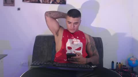 Snapshot of _luxury_23 chatting on February 4, 2025, 4:37 am STIVEN online show from February 4, 2025, 4:37 am