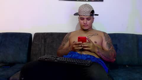 Snapshot of _luxury_23 chatting on October 9, 2025, 11:58 pm STIVEN online show from October 9, 2025, 11:58 pm