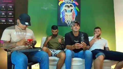 Snapshot of _luxury_23 chatting on October 22, 2025, 3:18 am STIVEN online show from October 22, 2025, 3:18 am