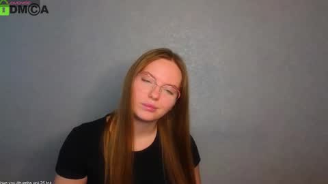Snapshot of _lysafeta_ chatting on February 1, 2025, 11:21 am Welcome guys Pleasure to see you all here My name is Lysafeta and MichaelaTip menu is active Private is open online show from February 1, 2025, 11:21 am