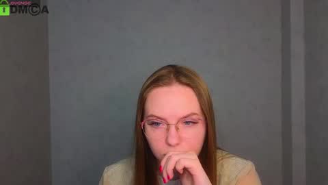 Snapshot of _lysafeta_ chatting on March 3, 2026, 3:23 am Welcome guys Pleasure to see you all here My name is Lysafeta and MichaelaTip menu is active Private is open online show from March 3, 2026, 3:23 am