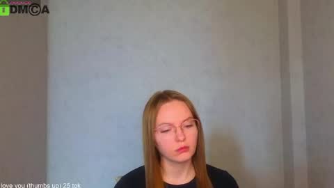 Welcome guys  Pleasure to see you all here  My name is Lysafeta and MichaelaTip menu is active Private is open  online show from April 29, 2026, 7:01 am