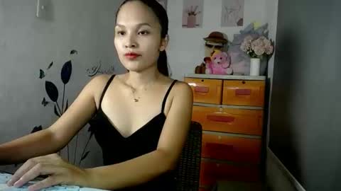 Snapshot of _m1ssj3n chatting on April 24, 2026, 9:45 am _m1ssj3n online show from April 24, 2026, 9:45 am