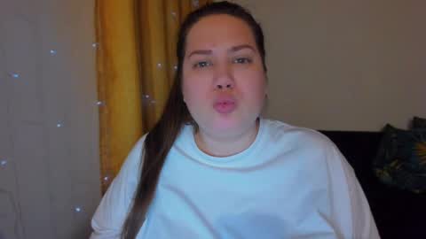 Snapshot of _madalexa_ chatting on February 18, 2025, 12:59 am Alexa online show from February 18, 2025, 12:59 am