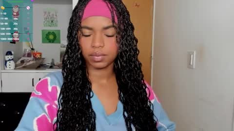 Snapshot of _marcela_22 chatting on December 17, 2024, 1:18 am MARCELA online show from December 17, 2024, 1:18 am