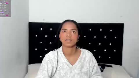 Snapshot of _marcela_22 chatting on February 15, 2025, 12:33 pm MARCELA online show from February 15, 2025, 12:33 pm