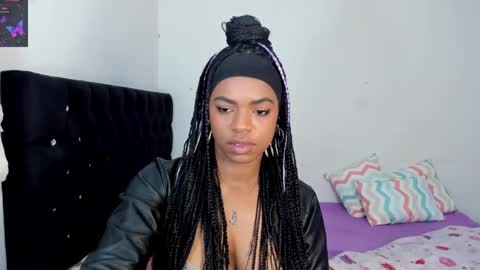 Snapshot of _marcela_22 chatting on February 28, 2025, 4:21 am MARCELA online show from February 28, 2025, 4:21 am