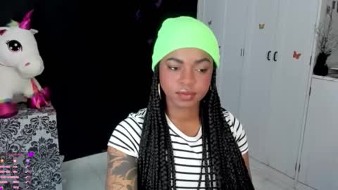 Snapshot of _marcela_22 chatting on November 6, 2025, 4:35 am MARCELA online show from November 6, 2025, 4:35 am