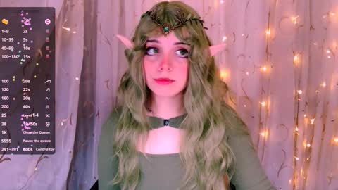 Snapshot of _marcelline_ chatting on October 12, 2025, 8:46 am Kira online show from October 12, 2025, 8:46 am