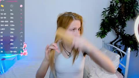 Snapshot of _mari_so chatting on May 7, 2026, 9:58 am Scarlett online show from May 7, 2026, 9:58 am