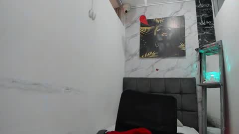 Mikoto  Alexia online show from December 15, 2025, 12:42 pm