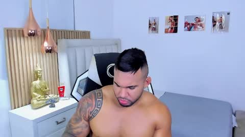 _matthew_santos_ online show from April 29, 2026, 12:48 am