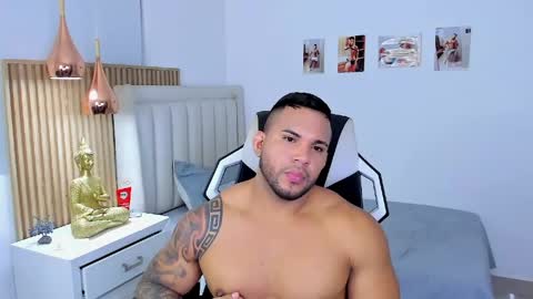_matthew_santos_ online show from May 6, 2026, 1:47 am