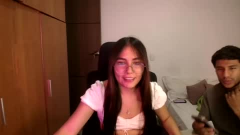 max and abby online show from June 19, 2026, 3:00 am