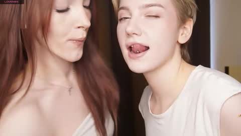 Snapshot of _medal_of_horny_ chatting on February 25, 2026, 6:12 am Elva and Kate online show from February 25, 2026, 6:12 am