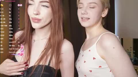 Snapshot of _medal_of_horny_ chatting on February 26, 2026, 6:12 am Elva and Kate online show from February 26, 2026, 6:12 am