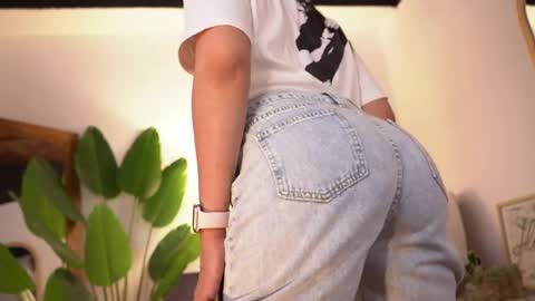 Megan online show from September 13, 2025, 8:52 pm