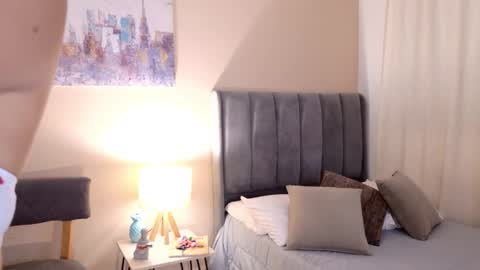 Snapshot of _megaan__ chatting on February 20, 2026, 12:05 pm Megan online show from February 20, 2026, 12:05 pm