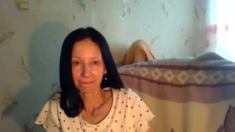 Snapshot of _merrry_ chatting on May 11, 2026, 6:30 am Merry online show from May 11, 2026, 6:30 am