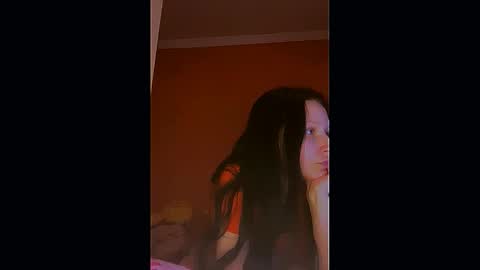 Snapshot of _merrry_ chatting on May 18, 2026, 1:50 pm Merry online show from May 18, 2026, 1:50 pm