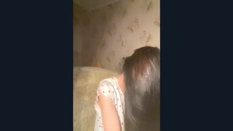 Snapshot of _merrry_ chatting on May 28, 2026, 6:49 pm Merry online show from May 28, 2026, 6:49 pm