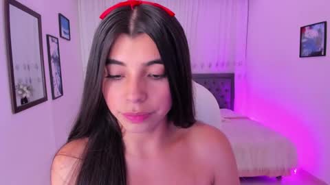 Snapshot of _mia_blue_18_ chatting on March 9, 2025, 11:56 pm MIa blue 18 online show from March 9, 2025, 11:56 pm