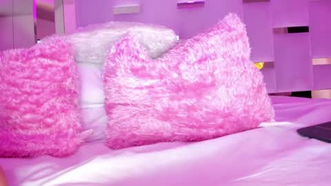 Snapshot of _mia_sweett chatting on January 24, 2025, 7:39 pm MIA online show from January 24, 2025, 7:39 pm