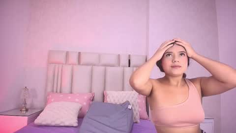 Mia  online show from February 16, 2026, 12:12 pm