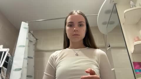 Violet Michael Ferri Alice online show from April 8, 2026, 10:04 am