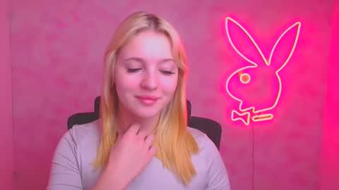 Melanie online show from October 30, 2025, 12:39 pm