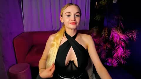 Mila online show from July 2, 2026, 8:59 pm