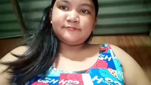 Snapshot of _milkytitsmomxx_ chatting on August 1, 2026, 3:55 pm _milkytitsmomxx_ online show from August 1, 2026, 3:55 pm