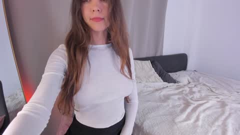 Snapshot of _milkyway chatting on September 28, 2025, 2:11 pm _milkyway online show from September 28, 2025, 2:11 pm