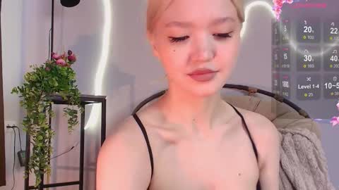 Kim online show from September 18, 2025, 5:09 am