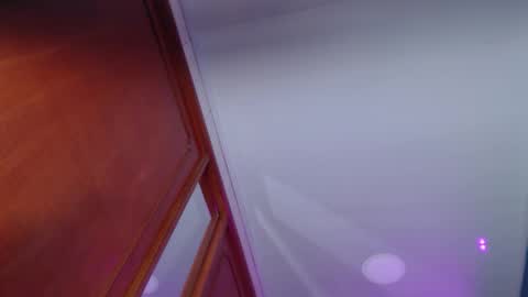 Snapshot of _milu23_ chatting on October 30, 2025, 1:01 pm _milu23_ online show from October 30, 2025, 1:01 pm