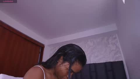 Snapshot of _mishell chatting on November 1, 2025, 7:27 pm Mishell online show from November 1, 2025, 7:27 pm