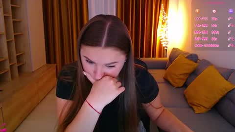 Mia online show from July 8, 2026, 8:41 am