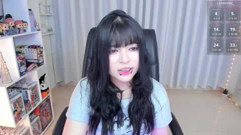 Snapshot of _misshoneyxx chatting on November 11, 2025, 6:35 am Hanna Idependent Model online show from November 11, 2025, 6:35 am