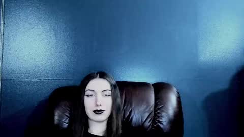 _naamah online show from October 15, 2025, 5:35 pm