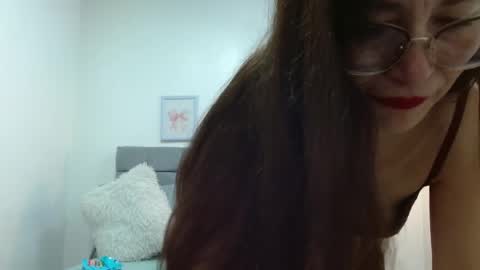 _naomi_s online show from April 6, 2026, 1:45 pm