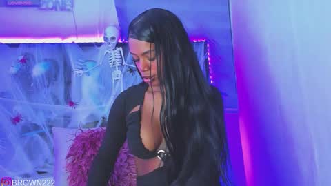 Snapshot of _naomibrown_ chatting on October 8, 2025, 5:27 am naomi brown online show from October 8, 2025, 5:27 am