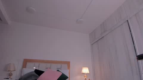 Snapshot of _natasha18_ chatting on December 14, 2024, 12:01 pm Natasha online show from December 14, 2024, 12:01 pm