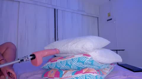 Snapshot of _natasha18_ chatting on January 20, 2025, 2:36 pm Natasha online show from January 20, 2025, 2:36 pm
