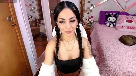 Snapshot of _natashaa19 chatting on February 17, 2026, 5:19 pm Natasha Rodriguez independent model online show from February 17, 2026, 5:19 pm